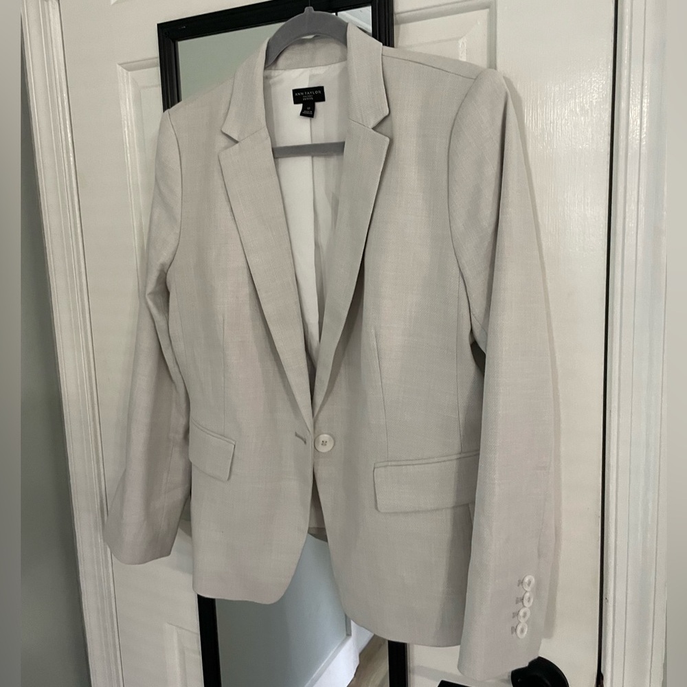 Ann Taylor Factory Classic Beige Blazer 12p